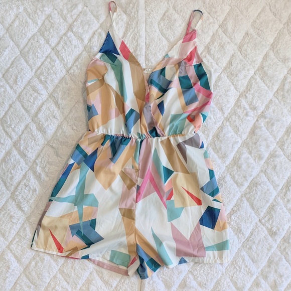 Colorblock romper - Picture 1 of 1
